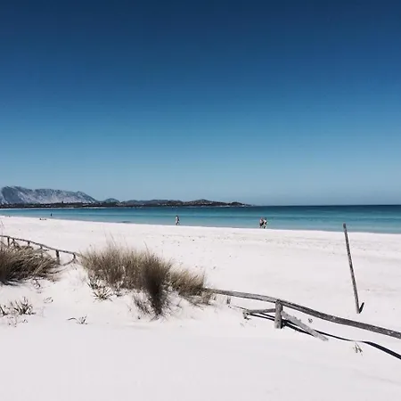 מלון Al Faro , La Cinta ,san Teodoro