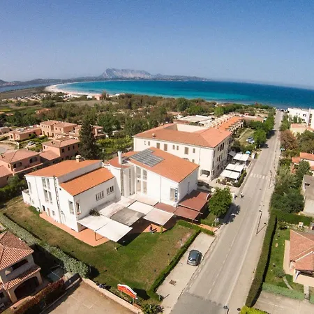 호텔 Al Faro , La Cinta ,san Teodoro *