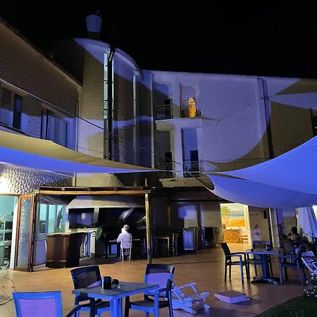 Al Faro , La Cinta ,san Teodoro סאן תאודורו
