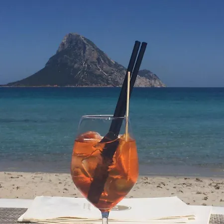 מלון Al Faro , La Cinta ,san Teodoro