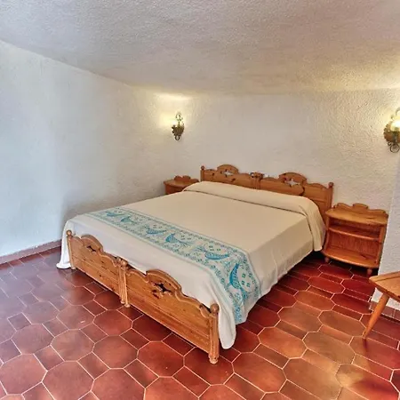 Al Faro , La Cinta ,san Teodoro *